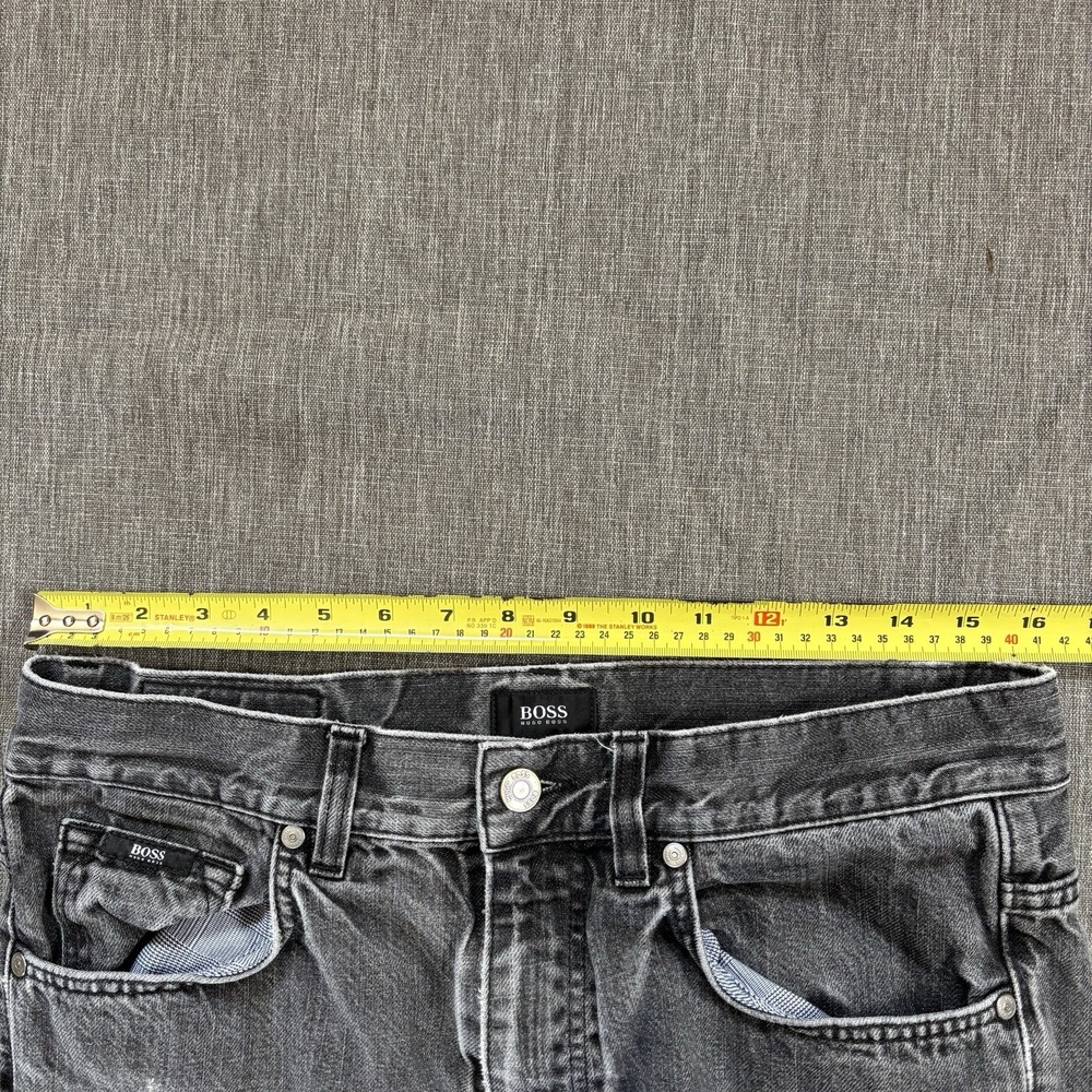 Distressed Black Hugo Boss Jeans - 33x36 - Picture 6 of 8